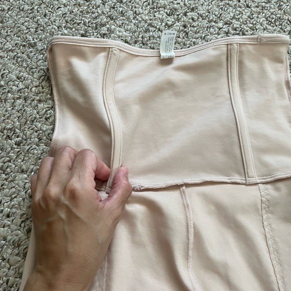 Flexxees by Maidenform Shapewear Medium Bra Line to Mid Thigh Biketard - Picture 4 of 7